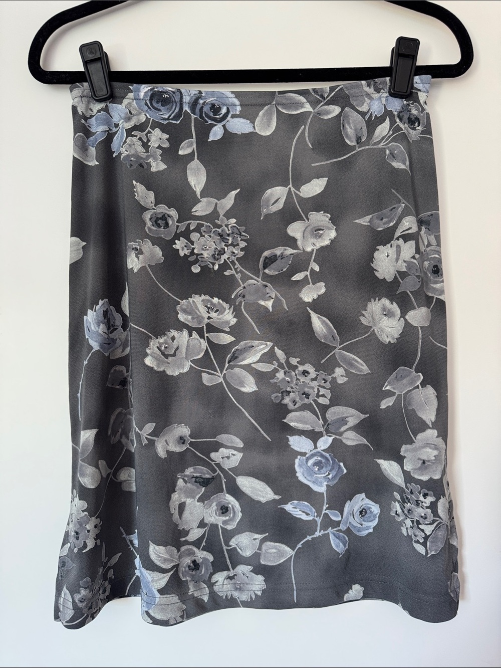 Wrapper Gray A-Line Skirt with Light Blue Floral Print
